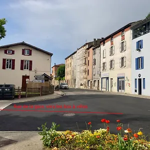 Aux 4 Logis Appart-hotel - Le Terra - Petit Dejeuner Inclus 1ere Nuit Appart hôtel Foix